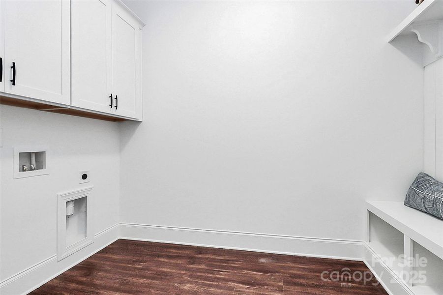 Furnished interior view inside a new home in , Denver (Image 31). Furnished interior view inside a new home in , Denver (Image 31).