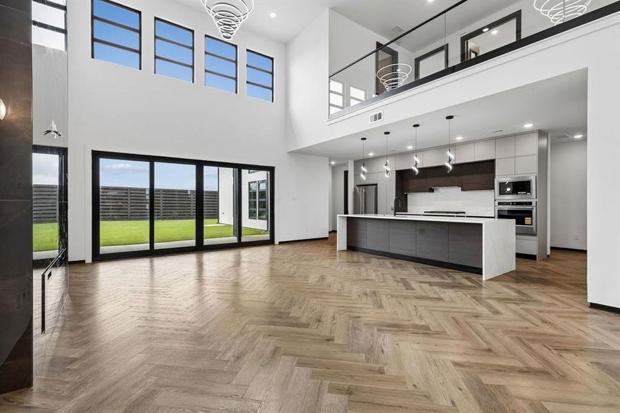 Glass balustrade