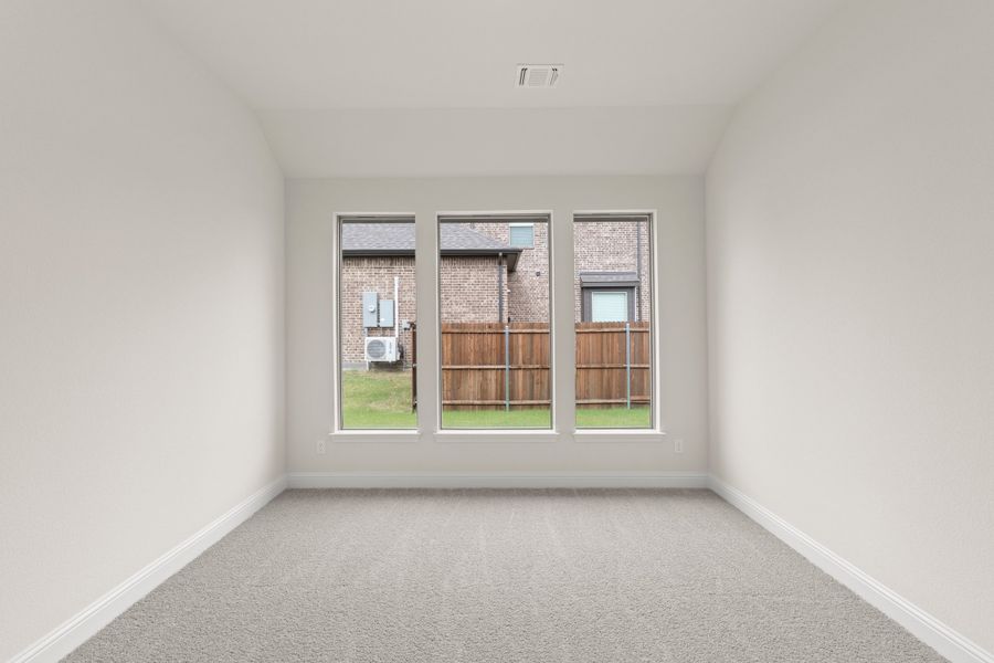 Spacious, unfurnished interior of a new home in Lovers Landing, Forney (Image 25).