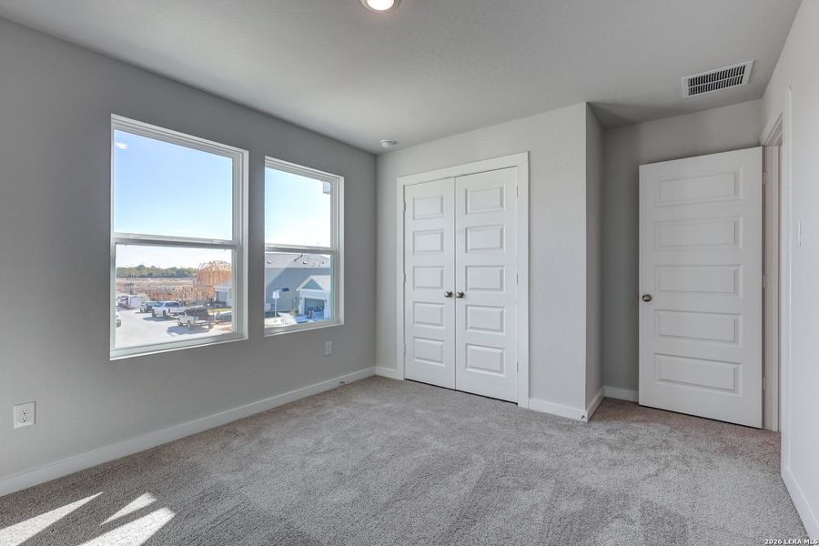 Spacious, unfurnished interior of a new home in Mesa Vista, San Antonio (Image 13). Spacious, unfurnished interior of a new home in Mesa Vista, San Antonio (Image 13).