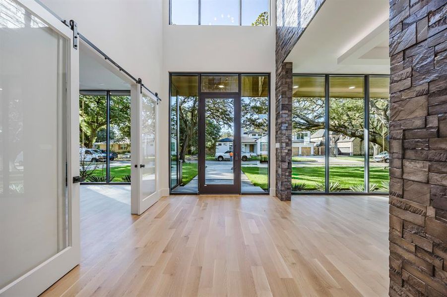 Spacious, unfurnished interior of a new home in , Dallas (Image 27). Spacious, unfurnished interior of a new home in , Dallas (Image 27).