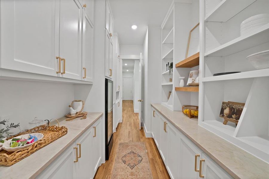 Furnished interior view inside a new home in , Waxahachie (Image 33). Furnished interior view inside a new home in , Waxahachie (Image 33).