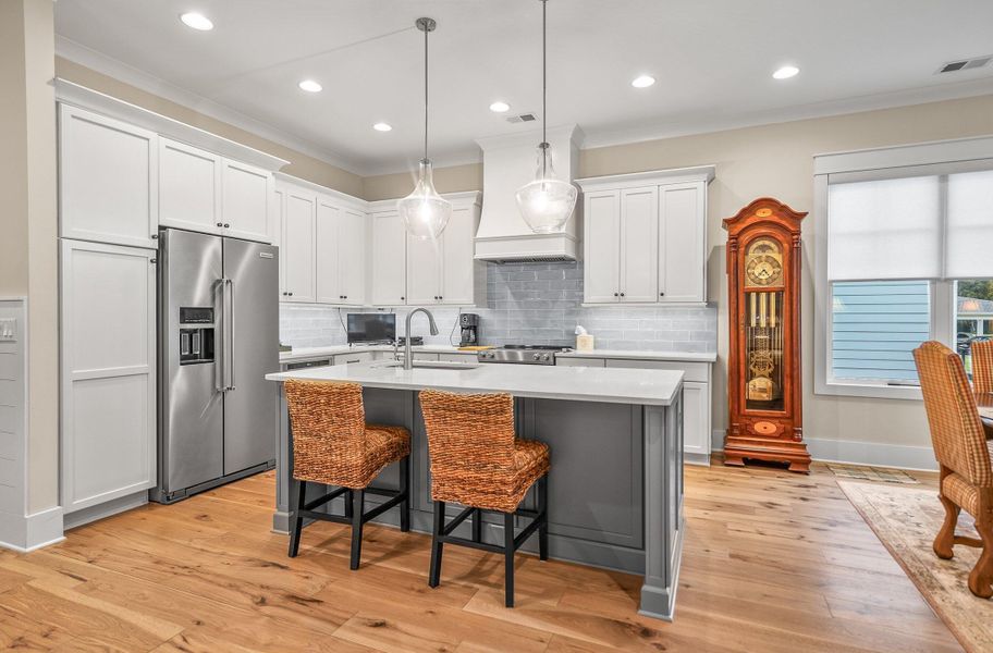 Furnished interior view inside a new home in , Beaufort (Image 42).