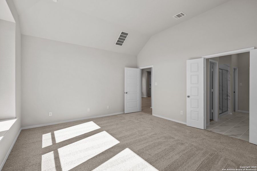 Spacious, unfurnished interior of a new home in Stillwater Ranch 45', San Antonio (Image 24). Spacious, unfurnished interior of a new home in Stillwater Ranch 45', San Antonio (Image 24).