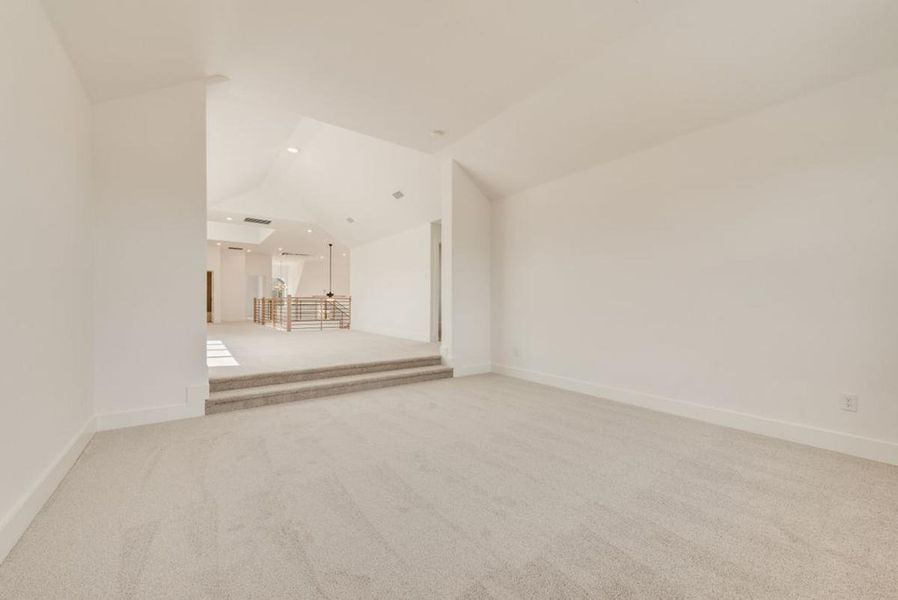 Spacious, unfurnished interior of a new home in Edgewater, Fate (Image 20).