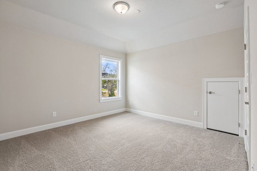 Spacious, unfurnished interior of a new home in Clear Creek, Round Rock (Image 24). Spacious, unfurnished interior of a new home in Clear Creek, Round Rock (Image 24).
