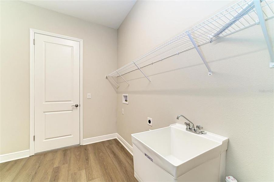 Image 54 of a home in Hidden Lakes.