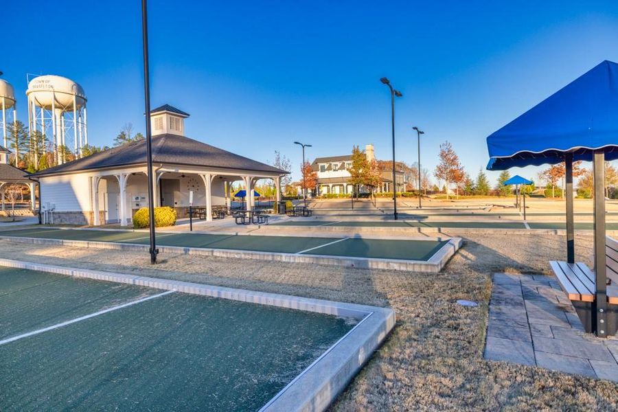 Community amenities in Del Webb Chateau Elan, Hoschton (Image 47). Community amenities in Del Webb Chateau Elan, Hoschton (Image 47).