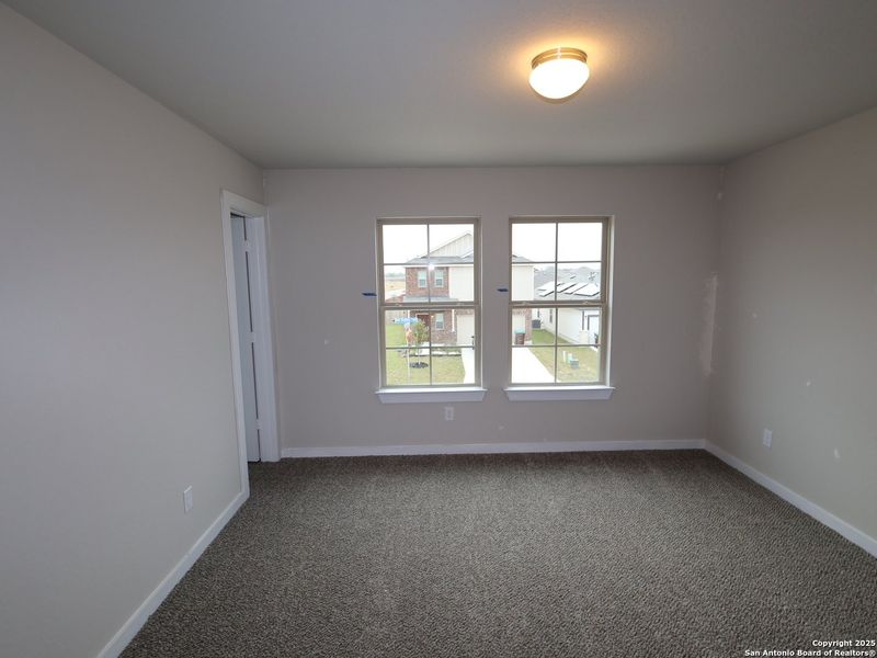 Spacious, unfurnished interior of a new home in Winding Brook, San Antonio (Image 21). Spacious, unfurnished interior of a new home in Winding Brook, San Antonio (Image 21).
