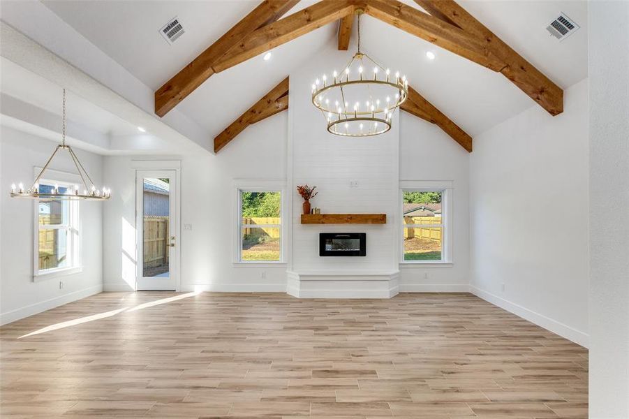 Spacious, unfurnished interior of a new home in , Lake Worth (Image 21).