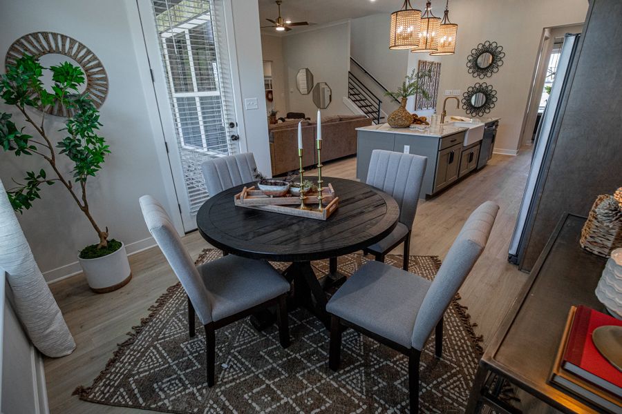 Representative furnished interior of a home built from the Willow by Grant & Co in Manor at Hall Creek, Arlington (Image 104).