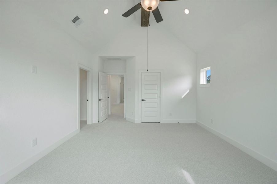 Spacious, unfurnished interior of a new home in , Montgomery (Image 38).