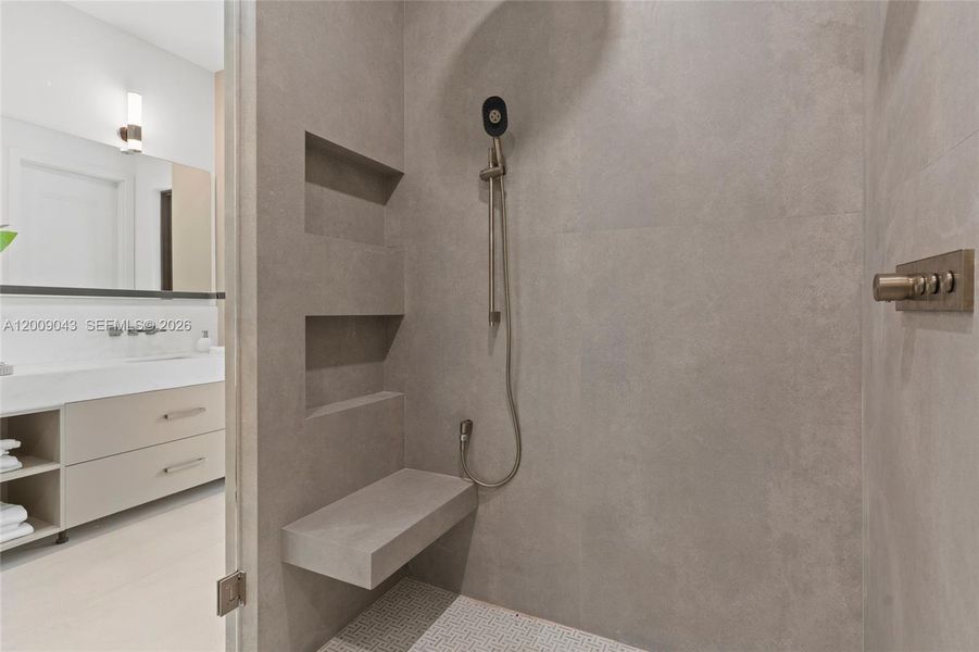 Furnished interior view inside a new home in , Coral Gables (Image 16).