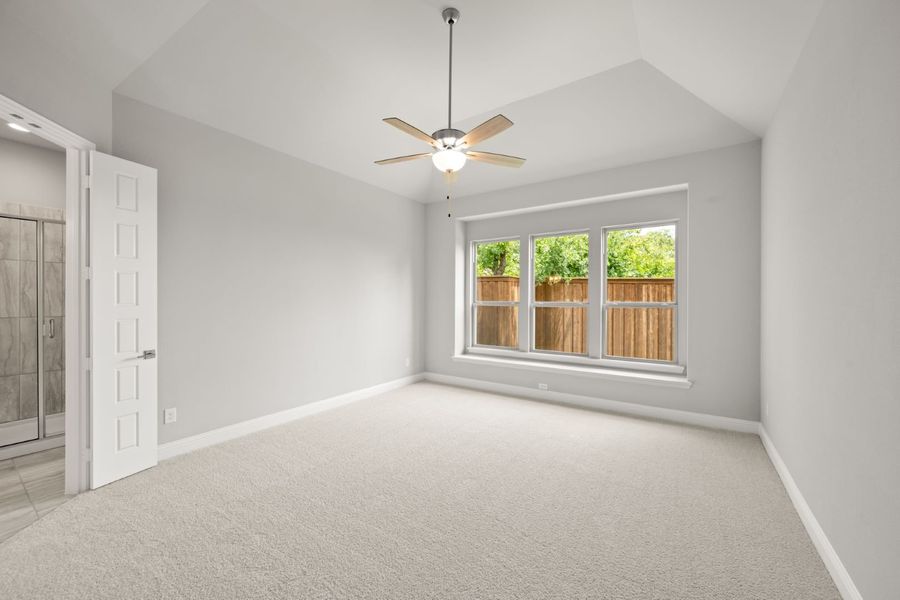 Representative unfurnished interior of a home built from the Austin by Windsor Homes in Walton Ridge, Corinth (Image 23). Representative unfurnished interior of a home built from the Austin by Windsor Homes in Walton Ridge, Corinth (Image 23).