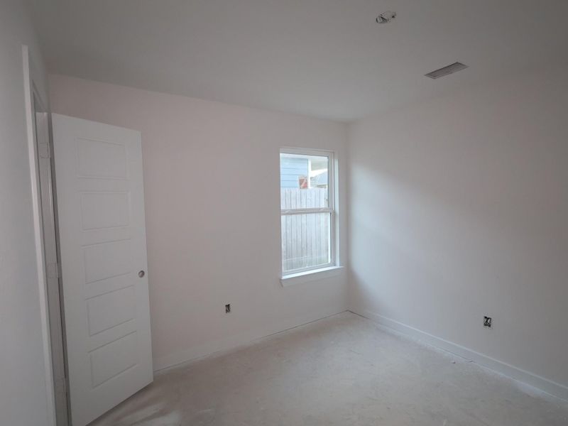 Spacious, unfurnished interior of a new home in Magnolia Ridge, Magnolia (Image 7). Spacious, unfurnished interior of a new home in Magnolia Ridge, Magnolia (Image 7).
