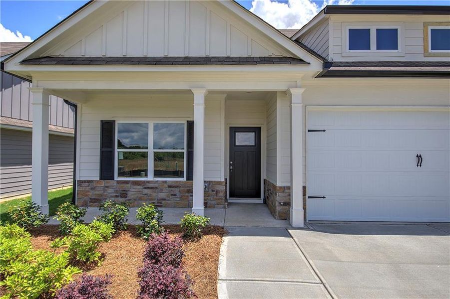 Exterior details and patio area of a home in , Cartersville (Image 3).