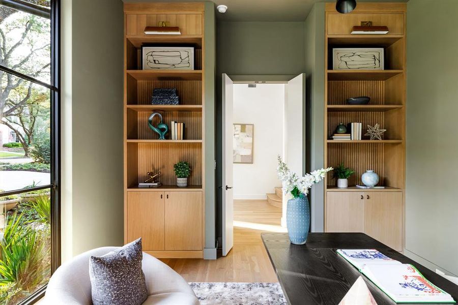 Furnished interior view inside a new home in , Dallas (Image 7). Furnished interior view inside a new home in , Dallas (Image 7).