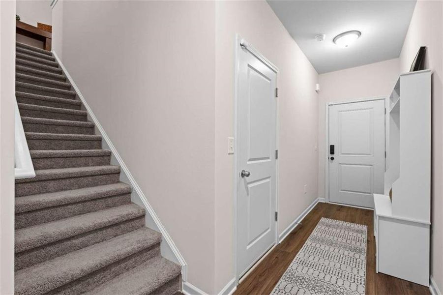 Spacious, unfurnished interior of a new home in , Villa Rica (Image 21).