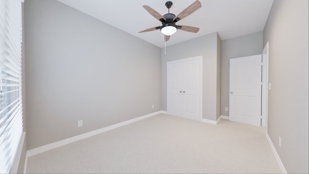 Representative unfurnished interior of a home built from the Santa Rosa by Tricoast Homes in Summer Place  35', Montgomery (Image 30).