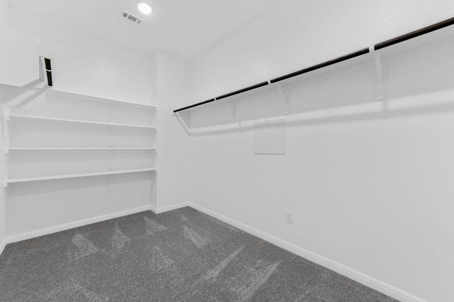 210 Crumpton Way - Ready Now!