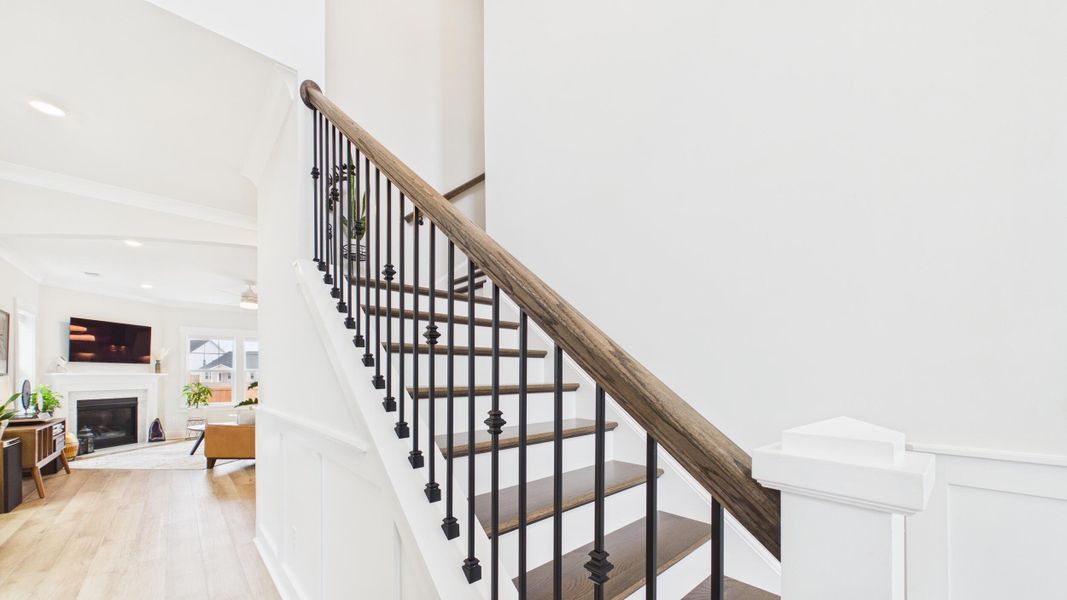 Spacious, unfurnished interior of a new home in Hewing Farms, Summerville (Image 23).