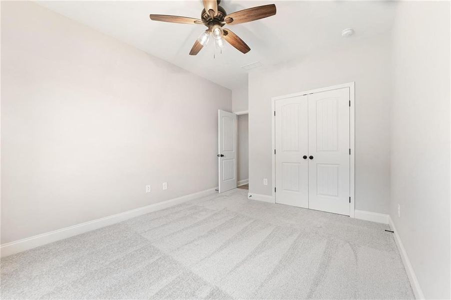 Spacious, unfurnished interior of a new home in , Jefferson (Image 26).