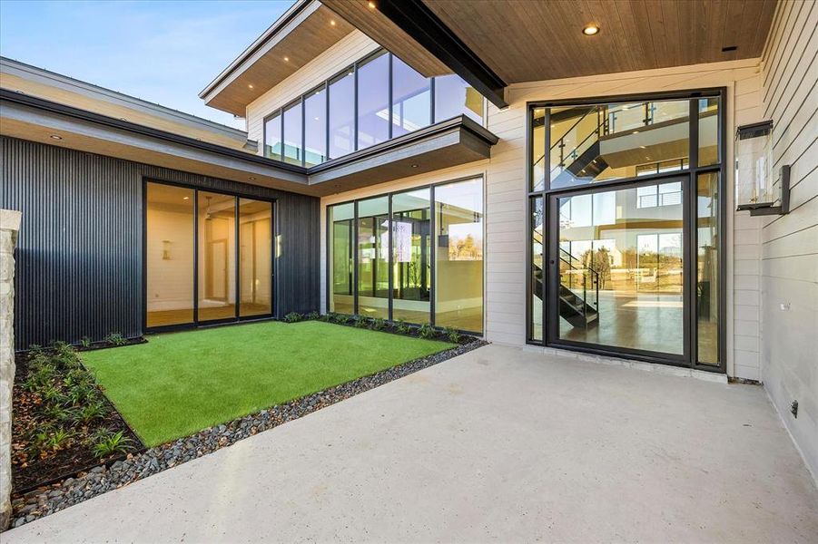 Exterior details and patio area of a home in , Heath (Image 23).