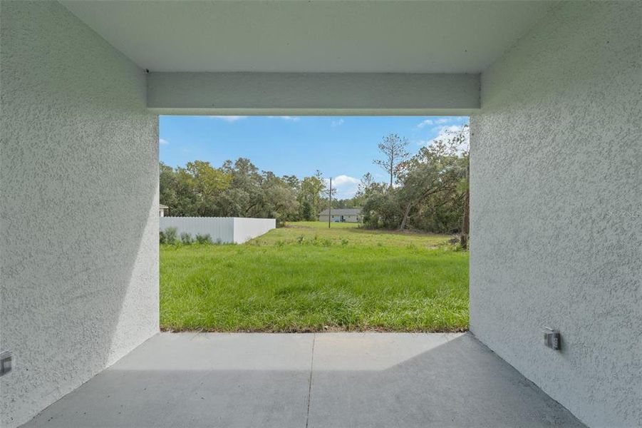 Exterior details and patio area of a home in , Ocala (Image 17).