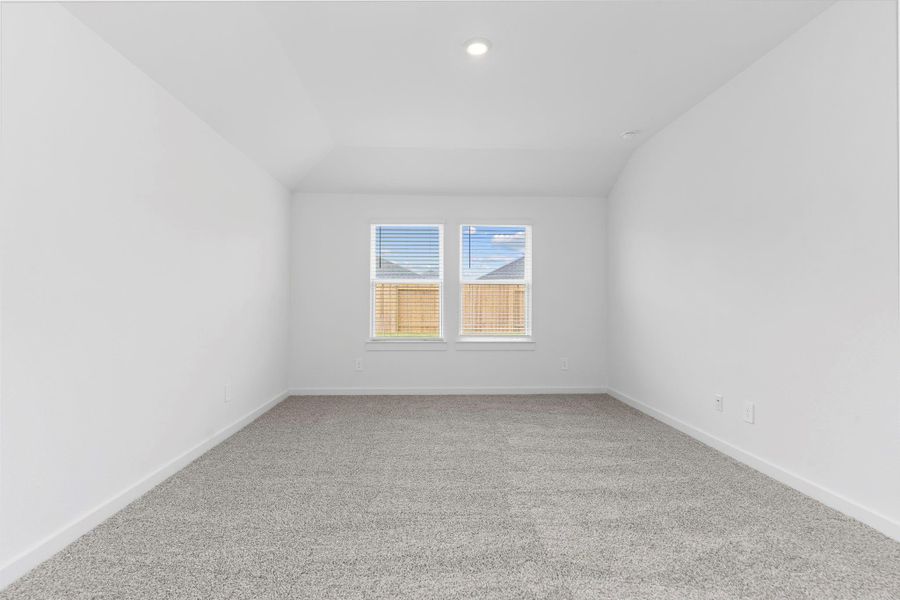 Spacious, unfurnished interior of a new home in Blue Heron Estates, Beasley (Image 24).