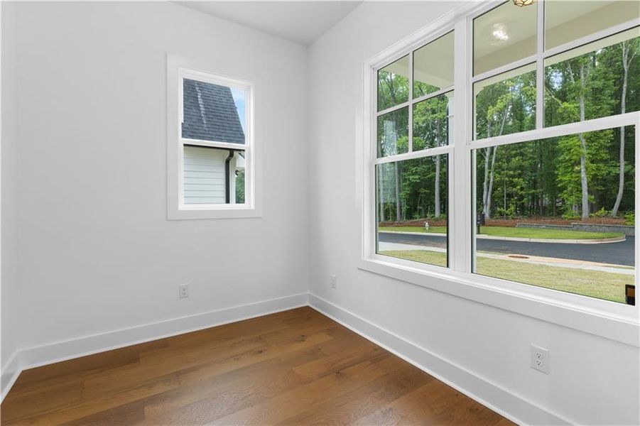 Spacious, unfurnished interior of a new home in , Marietta (Image 35).
