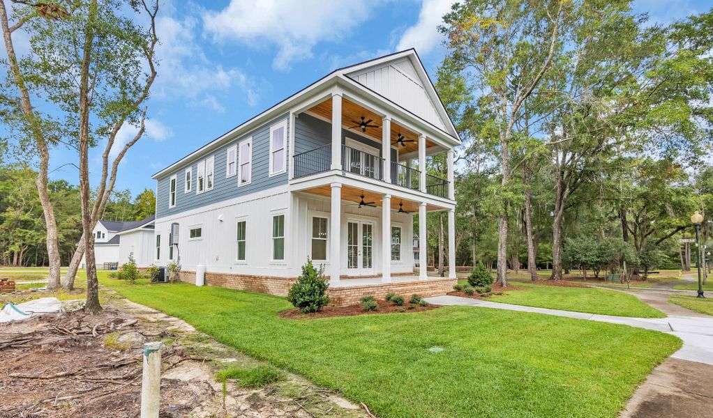 Exterior details and patio area of a home in , Georgetown (Image 3).