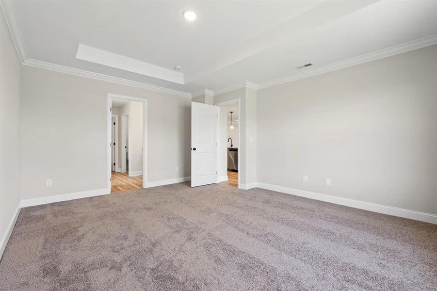 Spacious, unfurnished interior of a new home in Meadow Ridge Estates, Josephine (Image 20).