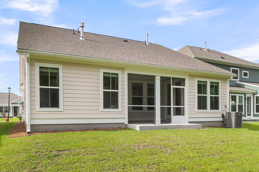 Exterior details and patio area of a home in Phillips Crossing, Ridgeville (Image 26).