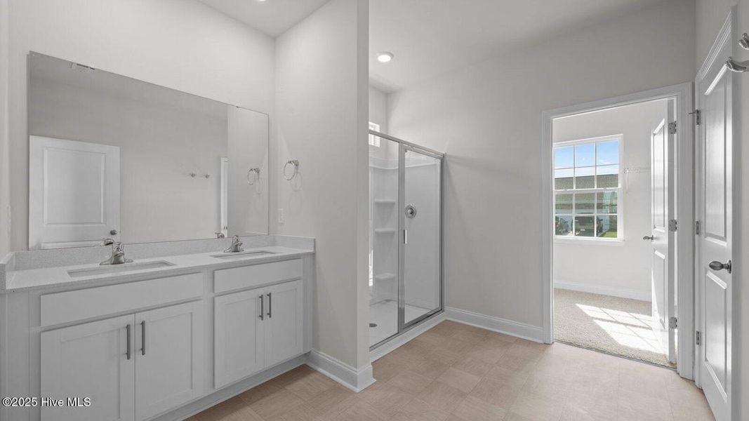 Furnished interior view inside a new home in Tyler - Home on the Lake, New Bern (Image 8).
