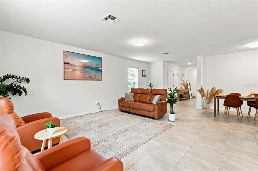 Furnished interior view inside a new home in Aurora at Lakewood Ranch, Bradenton (Image 33). Furnished interior view inside a new home in Aurora at Lakewood Ranch, Bradenton (Image 33).