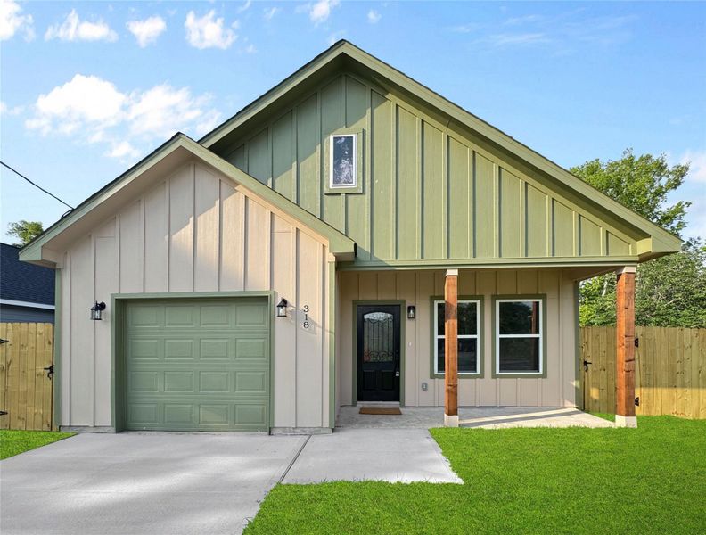 Welcome to 318 E Republic