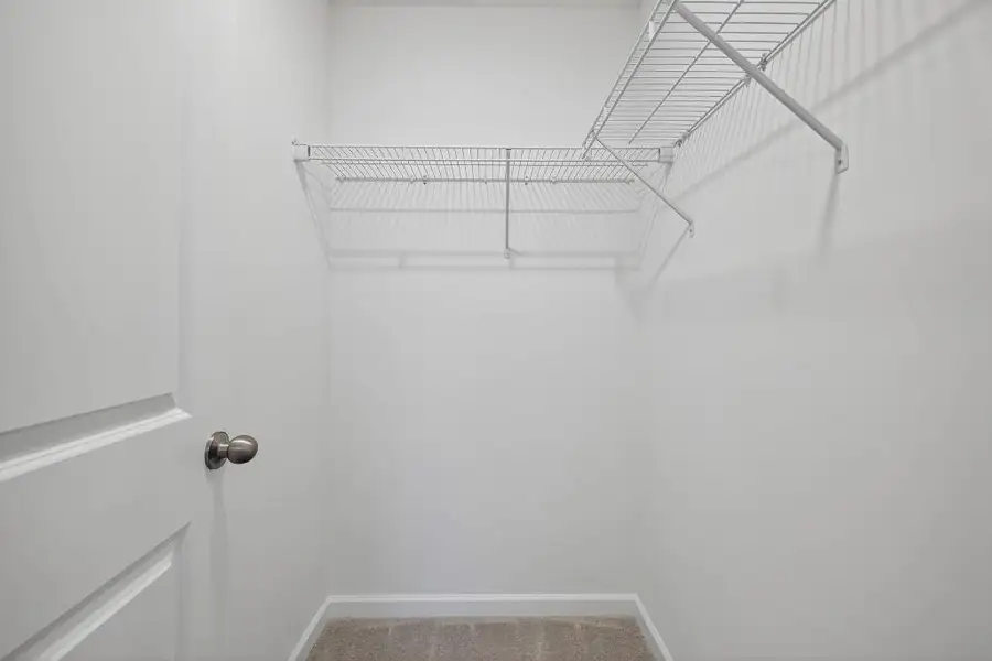Spacious, unfurnished interior of a new home in Fernhurst, McDonough (Image 29).