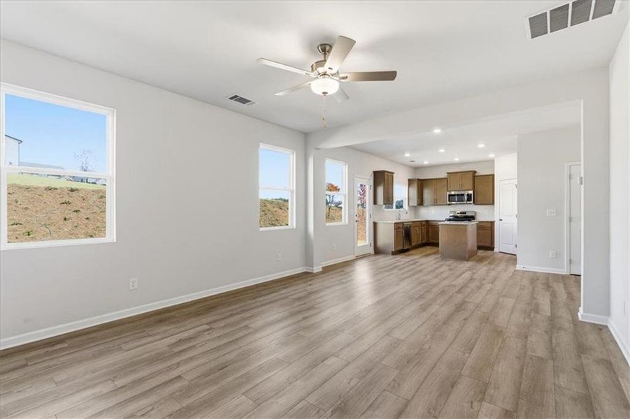 Spacious, unfurnished interior of a new home in , Canton (Image 16).