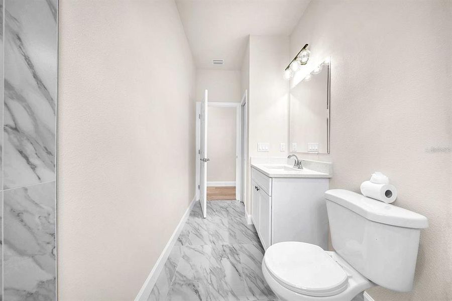 Furnished interior view inside a new home in , Ocala (Image 8).