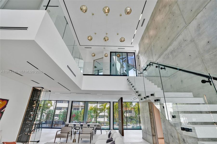 Image 70 of a home in .