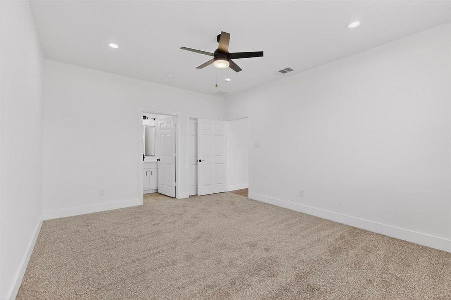 Spacious, unfurnished interior of a new home in , Terrell (Image 16). Spacious, unfurnished interior of a new home in , Terrell (Image 16).