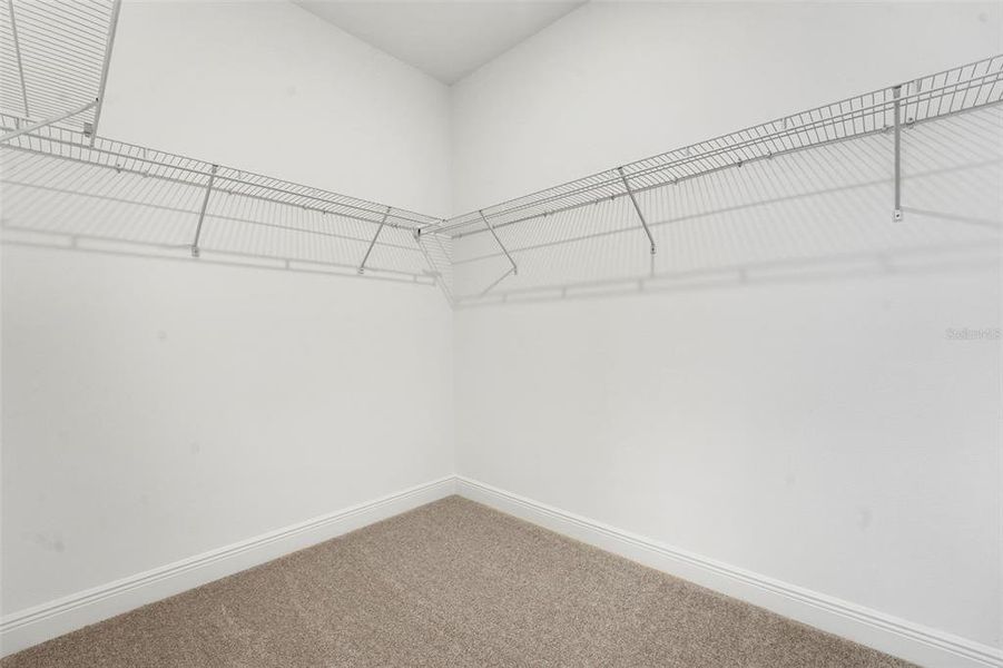 Spacious, unfurnished interior of a new home in Crossroads at Kelly Park, Apopka (Image 30).