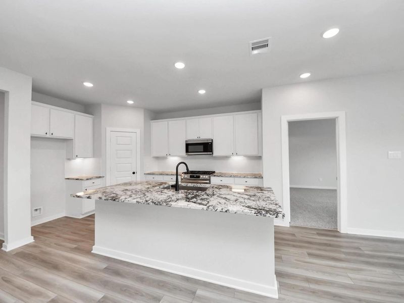 Furnished interior view inside a new home in River Ranch Meadows, Dayton (Image 8).