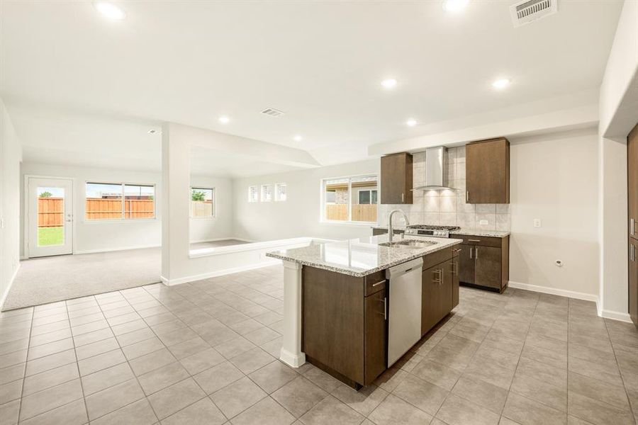 Furnished interior view inside a new home in Heartland Elements, Crandall (Image 7). Furnished interior view inside a new home in Heartland Elements, Crandall (Image 7).