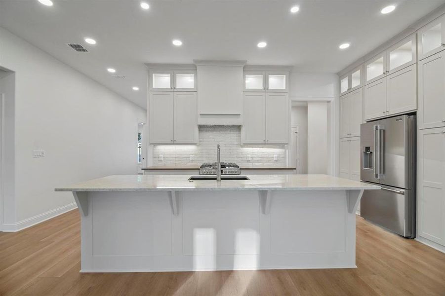 Furnished interior view inside a new home in , Tyler (Image 14).