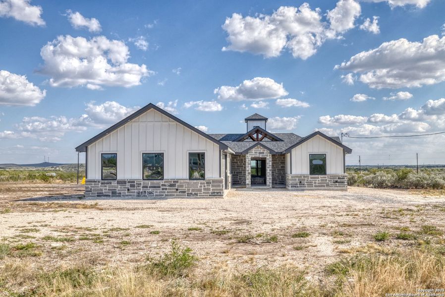 Image 32 of a home in .