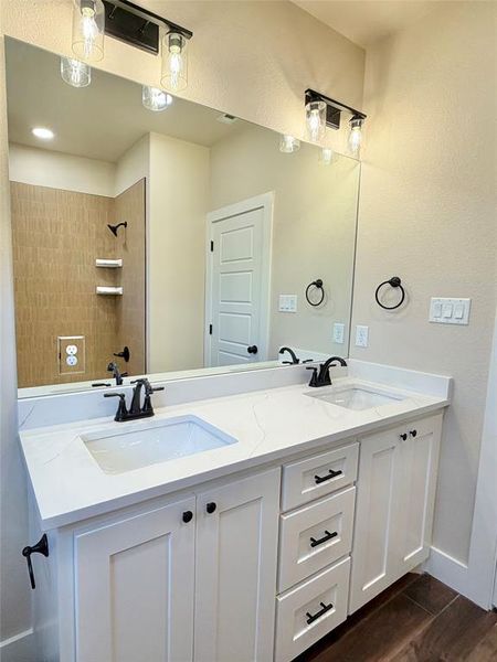 Furnished interior view inside a new home in , Weatherford (Image 19).