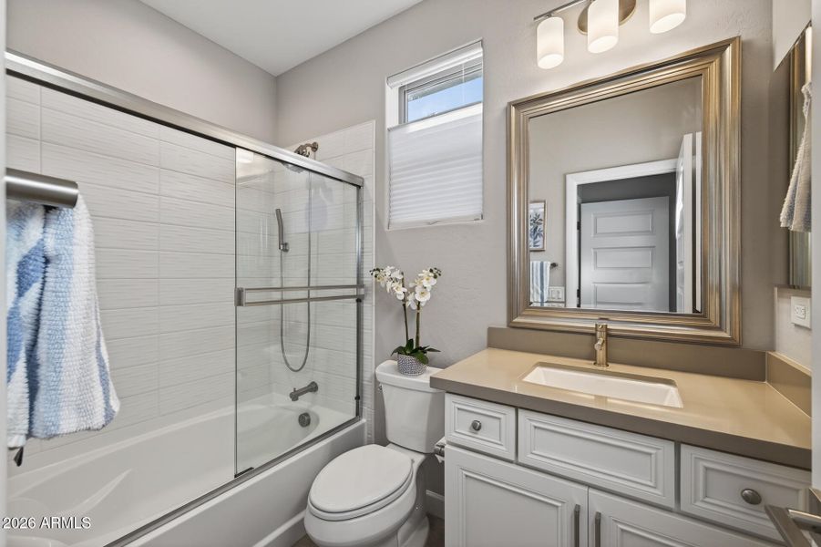 27) BATH 2 27) BATH 2