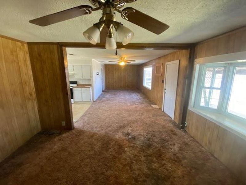 Spacious, unfurnished interior of a new home in , Breckenridge (Image 5).