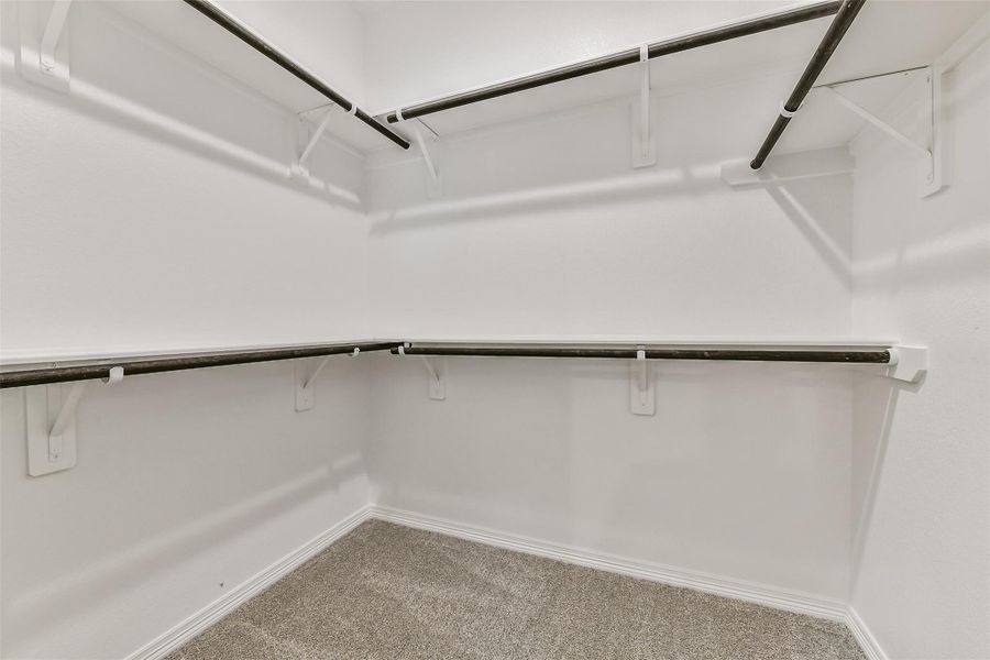 Spacious, unfurnished interior of a new home in , Houston (Image 25).